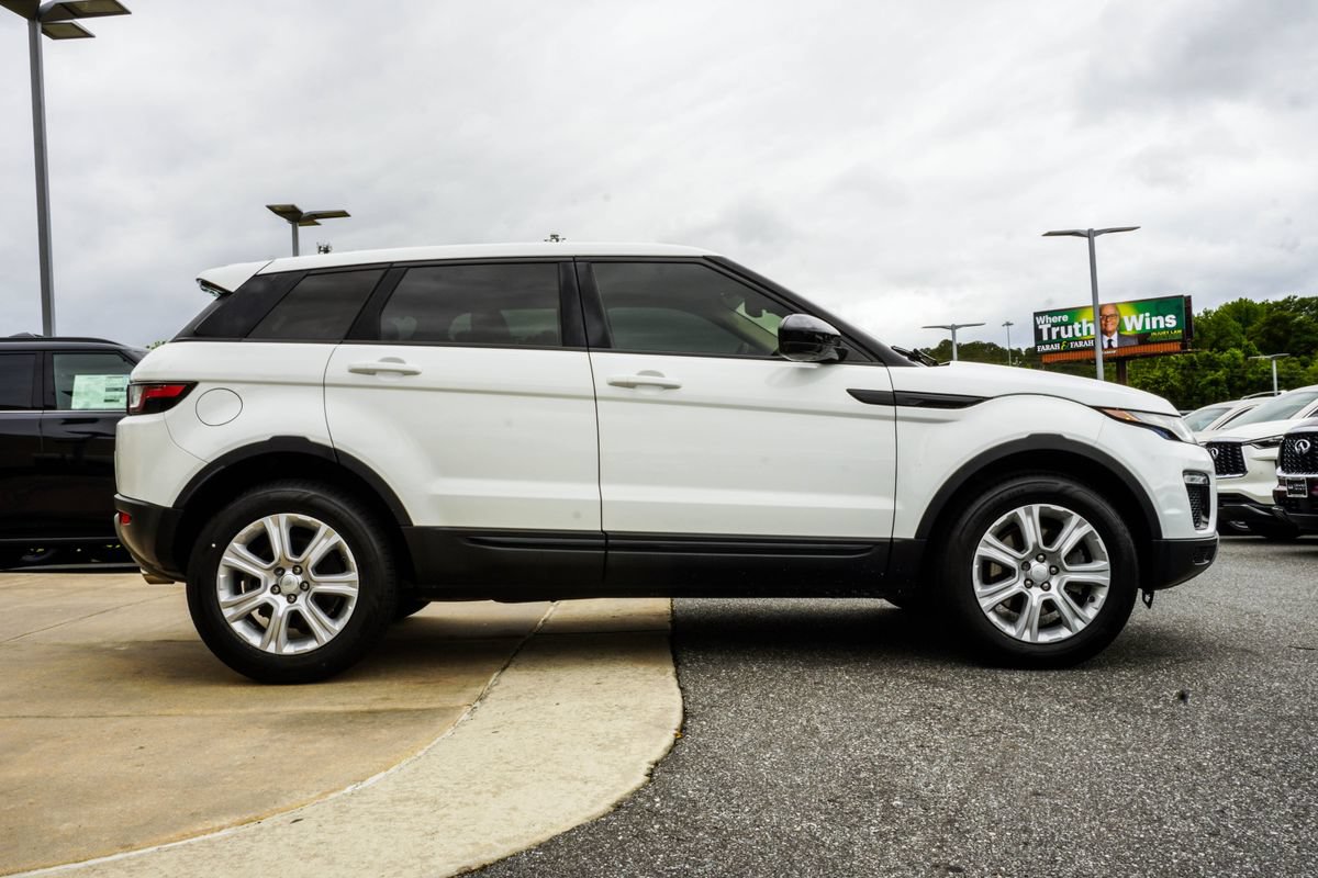 Used 2018 Land Rover Range Rover Evoque SE AWD/4WD image 5
