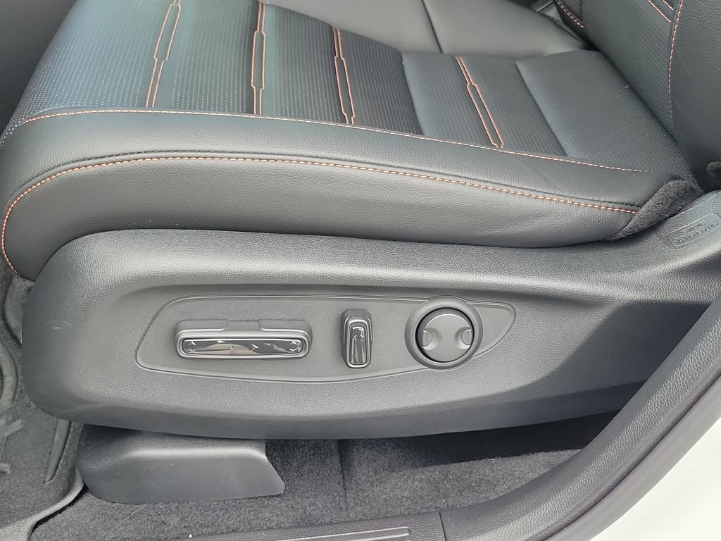 Used 2026 Honda CR-V Sport Touring image 24