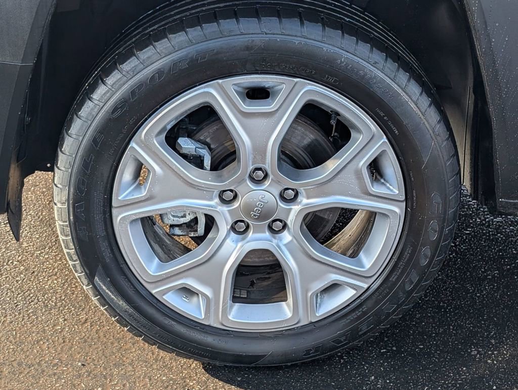 Used 2023 Jeep Renegade Limited image 14