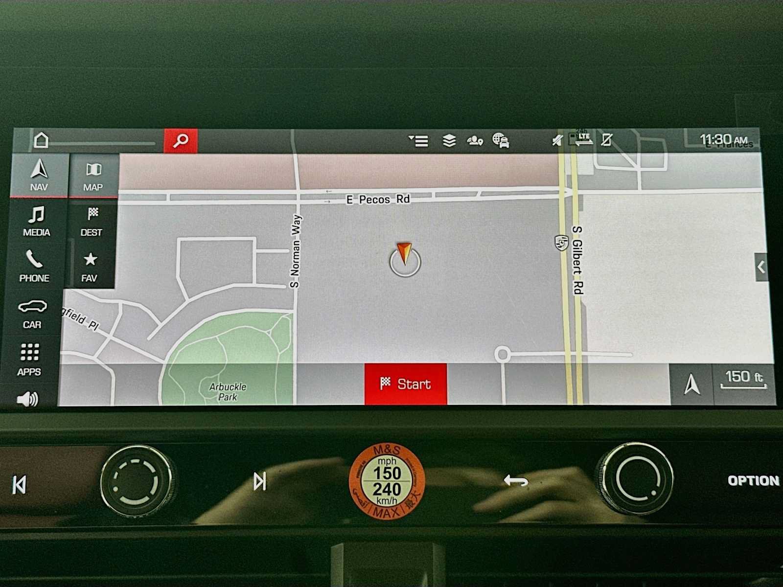 Certified 2025 Porsche Macan S AWD/4WD image 18
