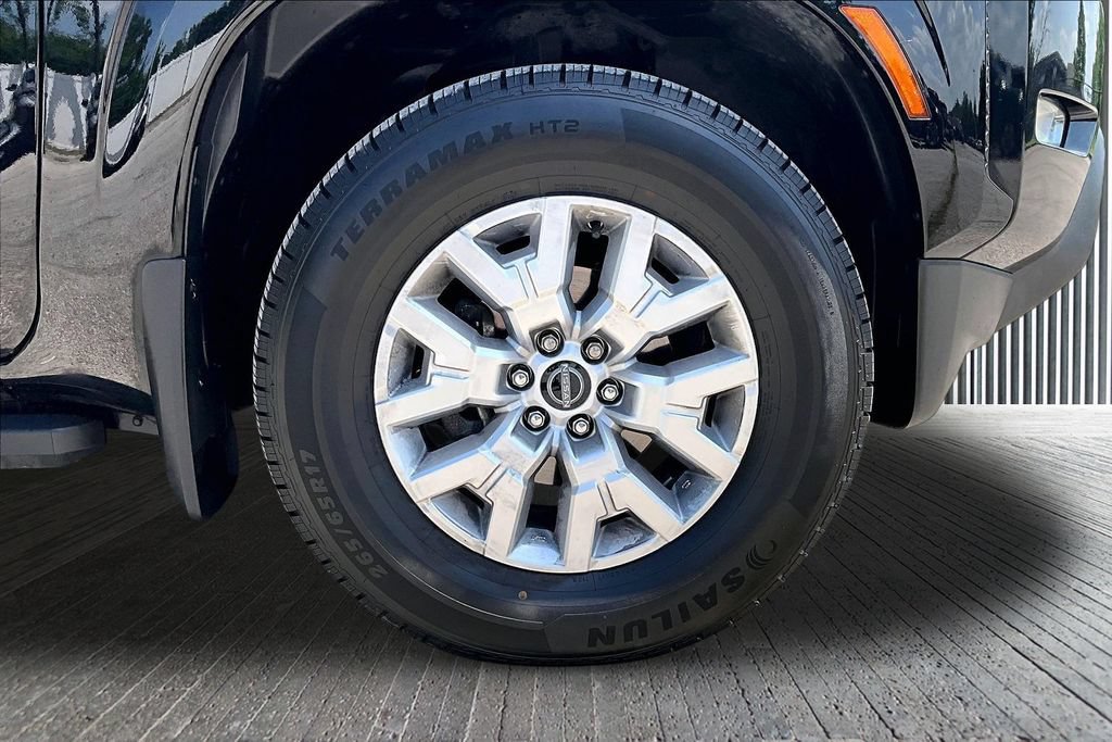 Used 2022 Nissan Frontier SV RWD image 10