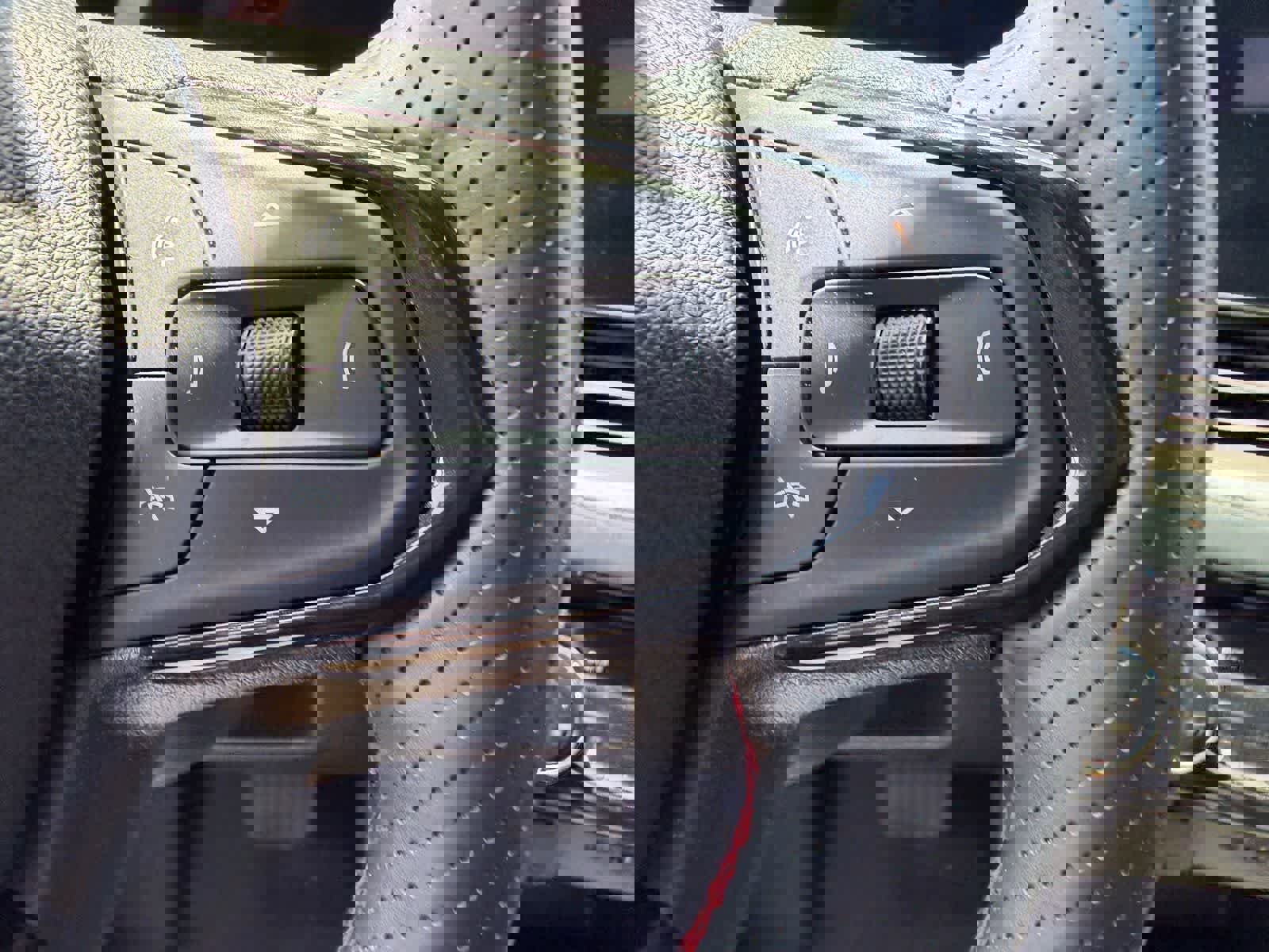 Used 2024 Chevrolet Trax RS w/ Driver Confidence Package FWD image 8