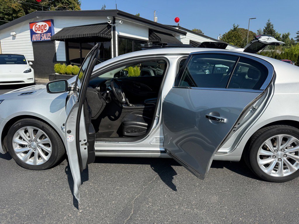 Used 2015 Buick LaCrosse Leather image 17