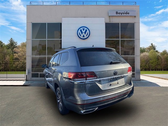 Certified 2022 Volkswagen Atlas SE image 6