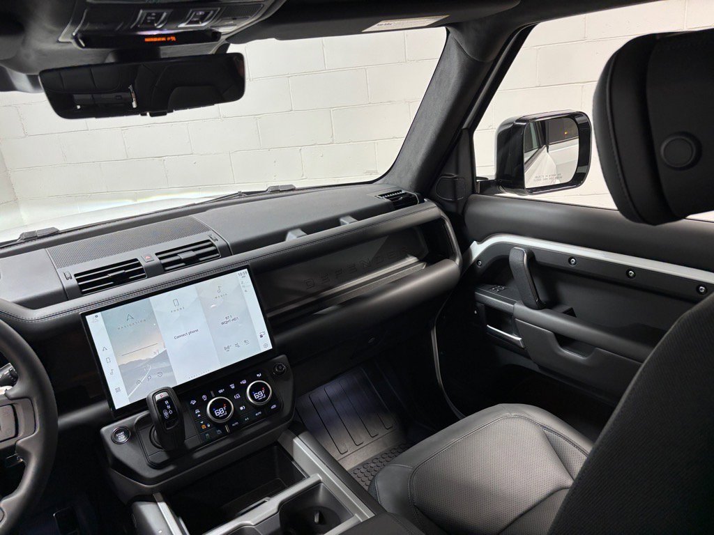 New 2026 Land Rover Defender 110 V8 image 37