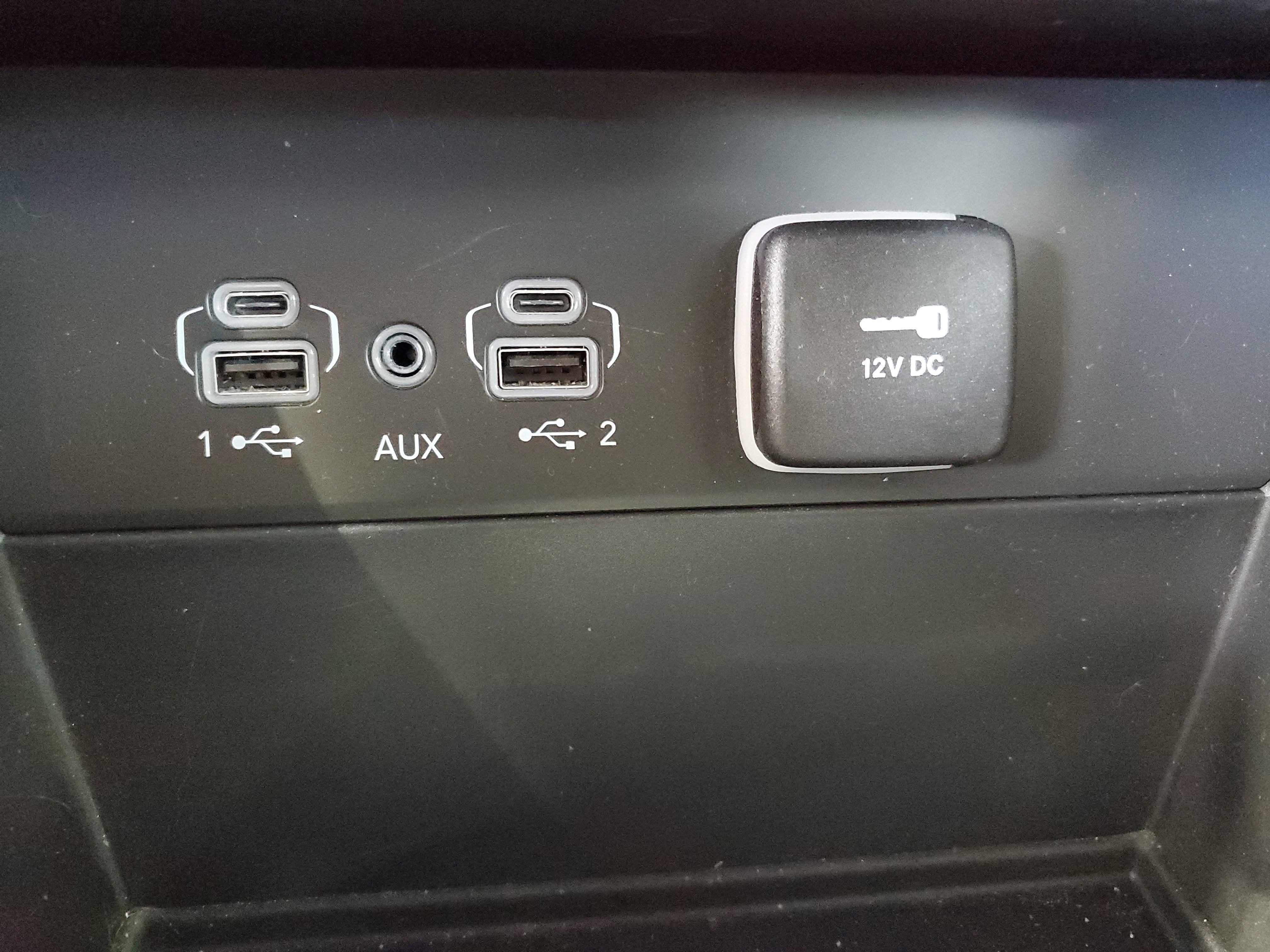 Certified 2024 Jeep Grand Cherokee Laredo AWD/4WD image 28
