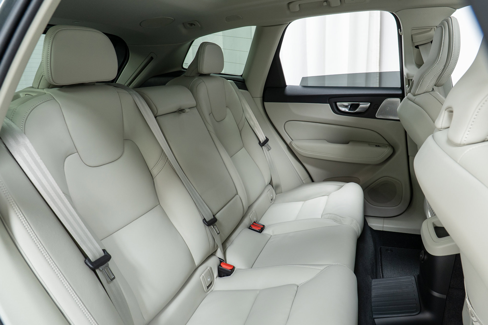 New 2026 Volvo XC60 T8 Ultra image 25