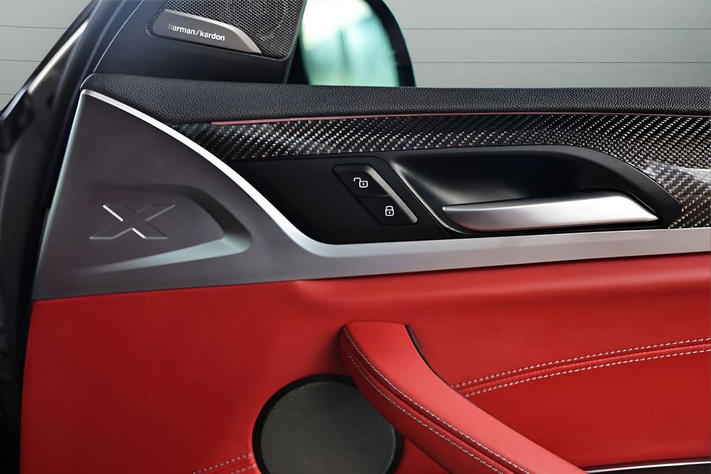 Used 2020 BMW X4 M w/ Executive Package image 70