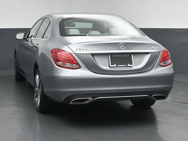 Used 2016 Mercedes-Benz C 300 4MATIC Sedan image 6
