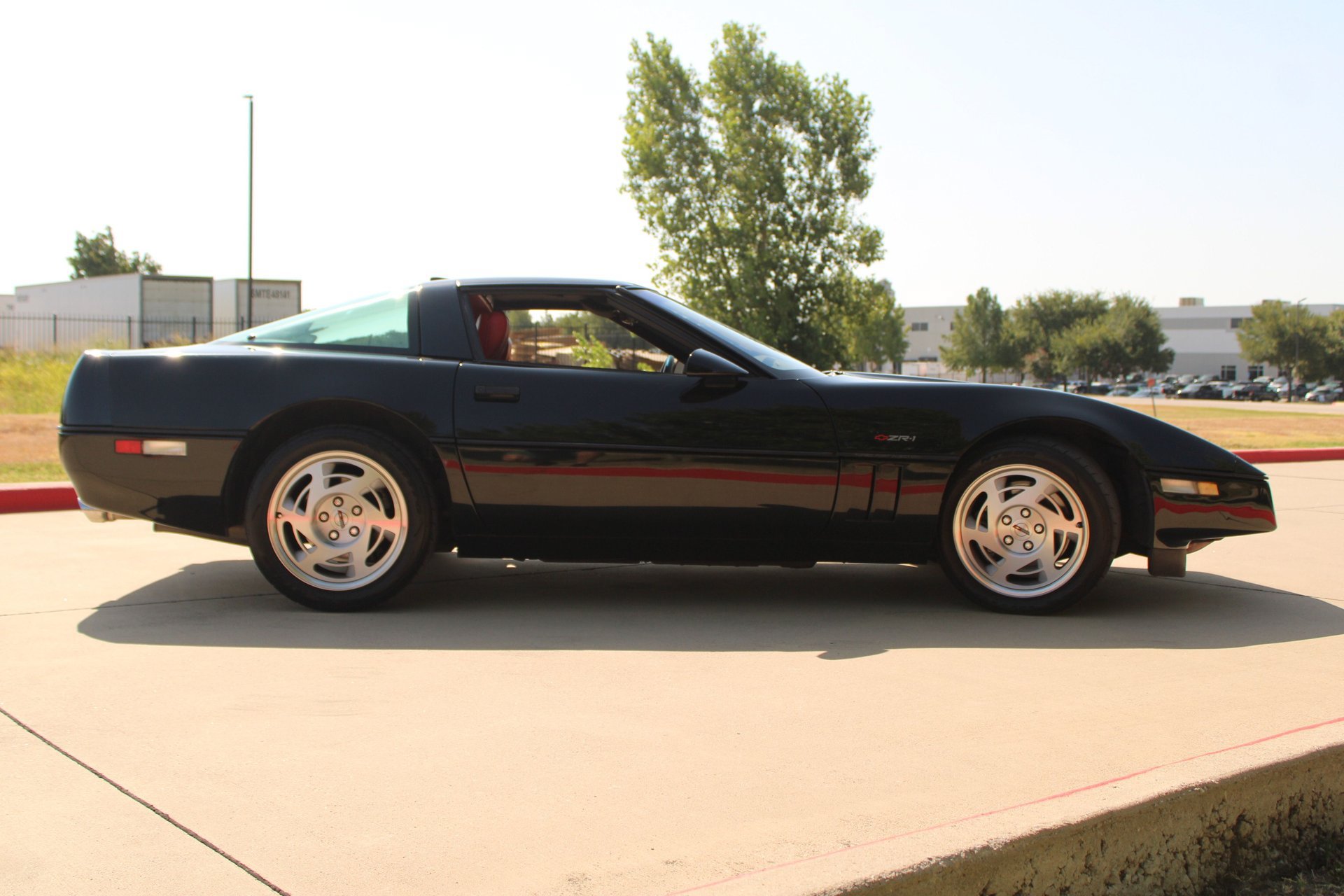 Used 1990 Chevrolet Corvette ZR-1 RWD image 18