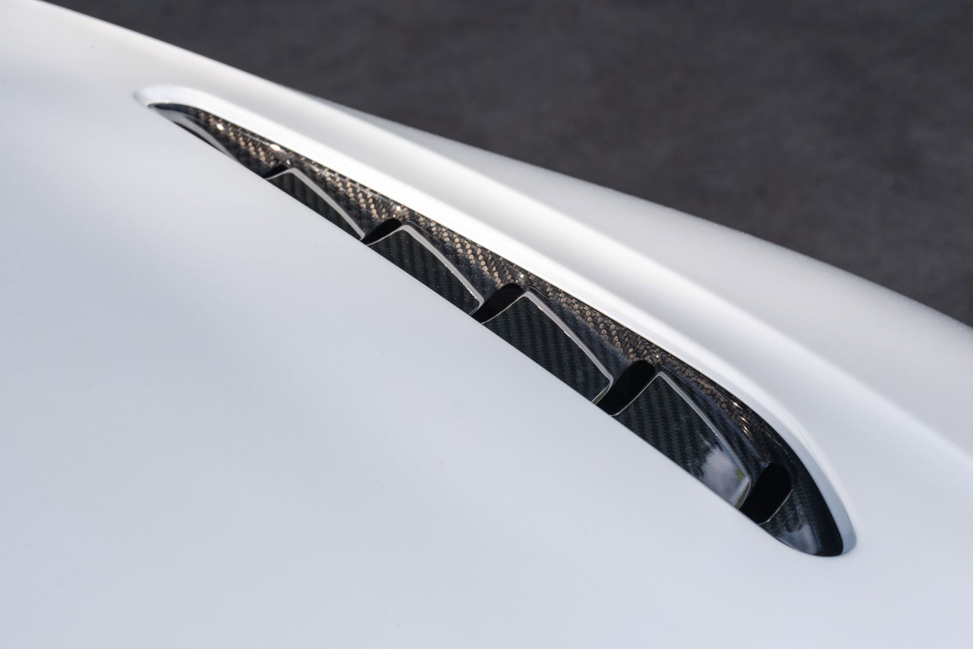 Used 2021 Aston Martin V8 Vantage Coupe image 19