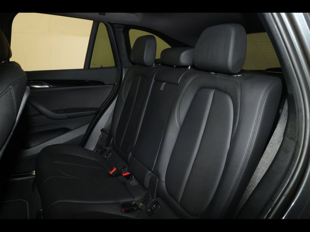 Used 2020 BMW X1 xDrive28i w/ Premium Package image 13