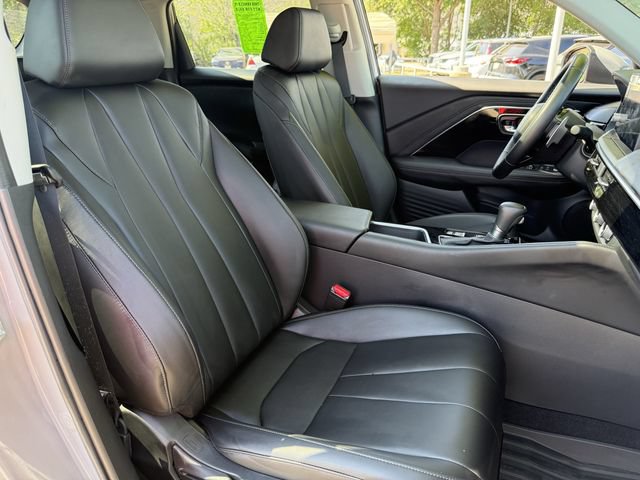 Used 2025 Acura ADX FWD image 27