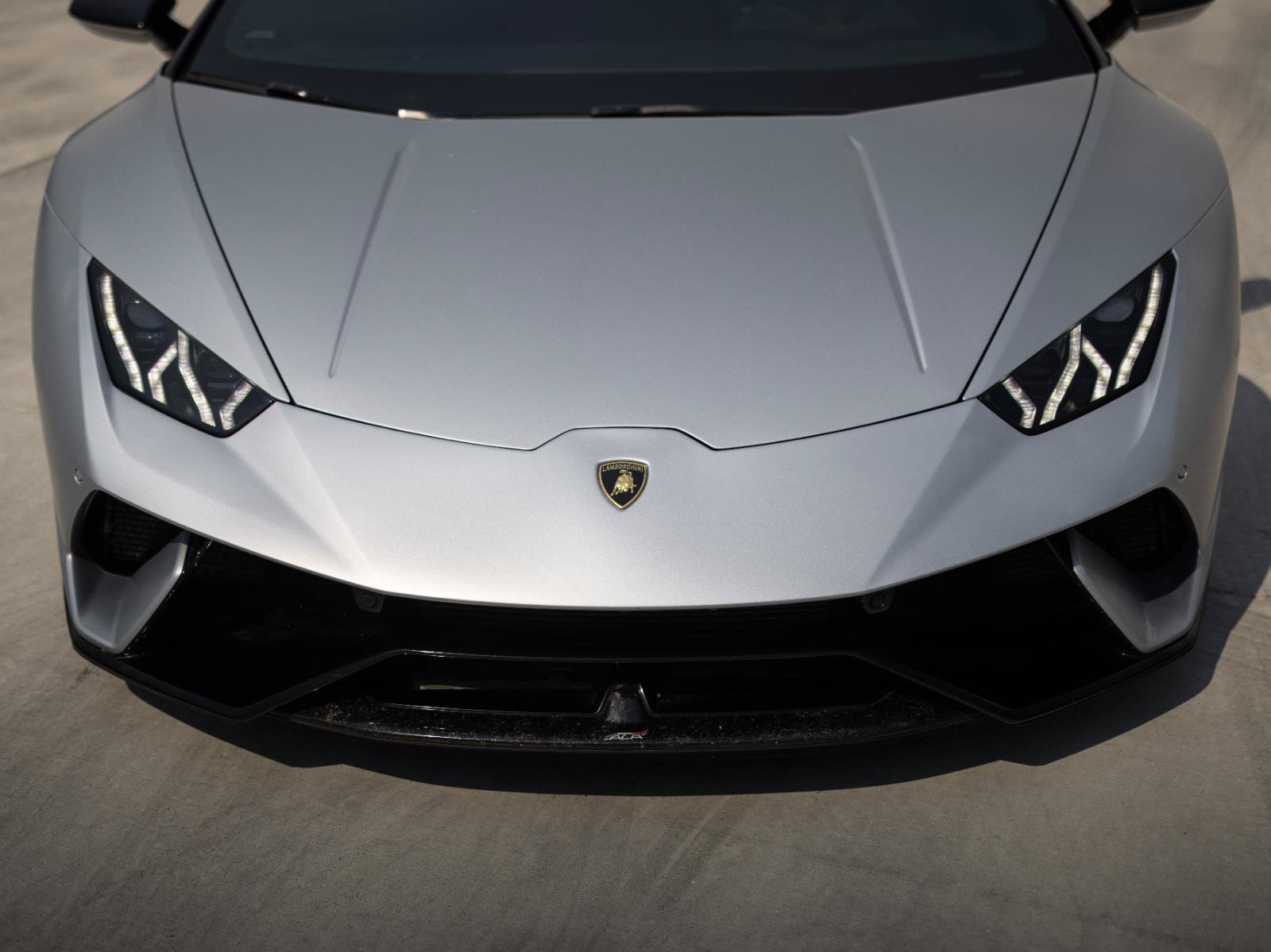 Used 2018 Lamborghini Huracan AWD/4WD image 24