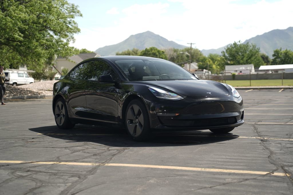 Used 2021 Tesla Model 3 Standard Range Plus RWD image 7