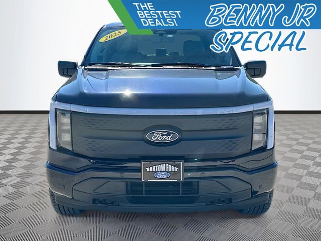 Used 2025 Ford F150 Lightning Flash image 2