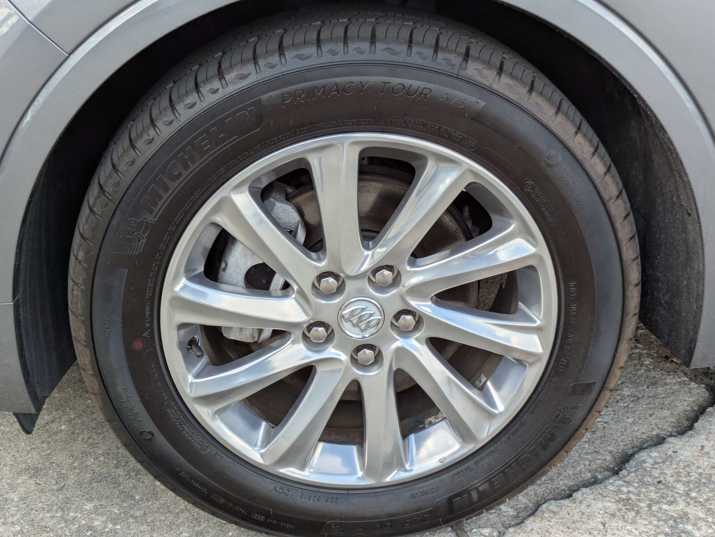 Used 2020 Buick Envision Essence FWD image 31