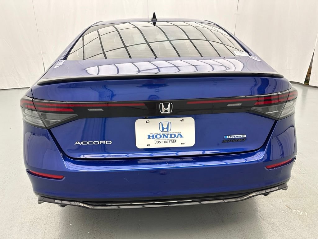 Used 2024 Honda Accord Sport image 7