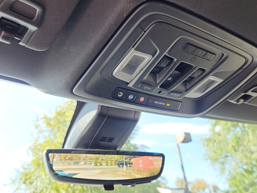 Used 2022 GMC Sierra 2500 AT4 w/ AT4 Premium Plus Package image 32