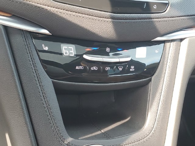Certified 2025 Cadillac XT5 Premium Luxury w/ LPO, Floor Liner Package AWD/4WD image 26