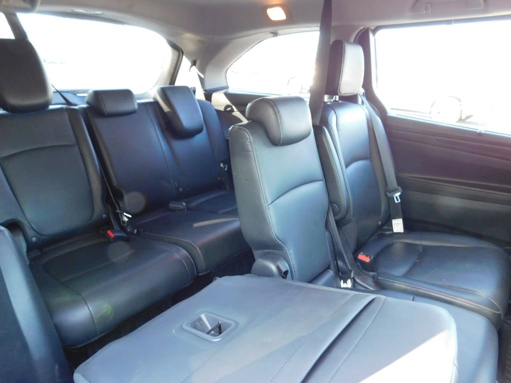 Used 2022 Honda Odyssey Touring image 5