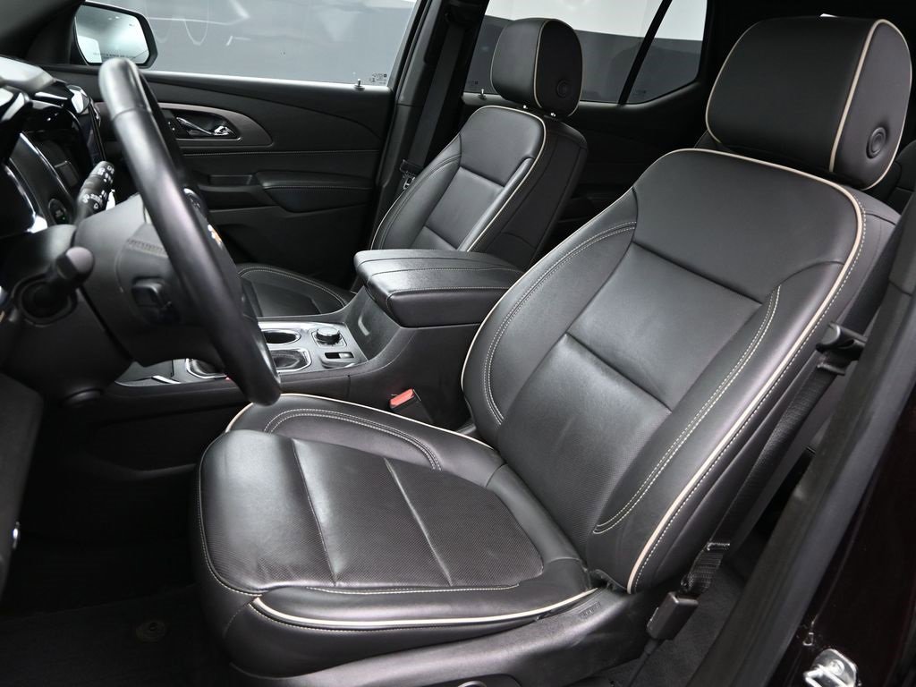 Used 2023 Chevrolet Traverse Premier image 15