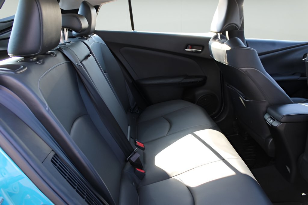 Certified 2020 Toyota Prius Prime Limited FWD image 22