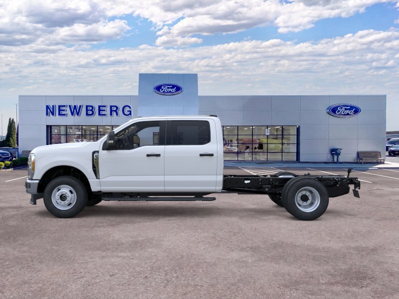 New 2026 Ford F350 XL w/ XL Chrome Package AWD/4WD image 5