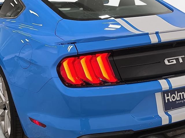 Used 2022 Ford Mustang GT Premium w/ Ford Safe & Smart Package RWD image 33