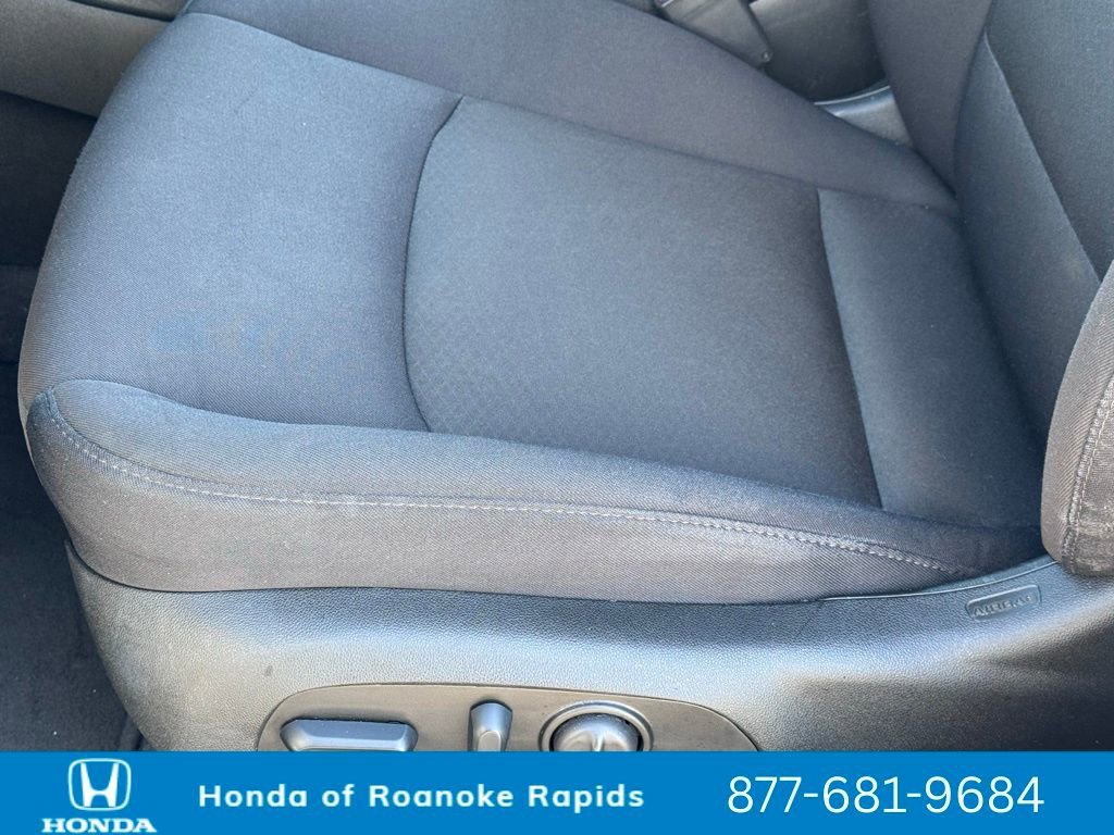 Used 2024 Chevrolet Malibu LT image 27