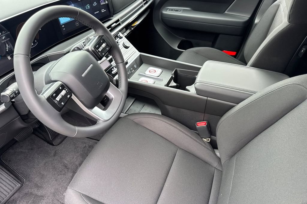 New 2026 Hyundai Santa Fe SE image 7