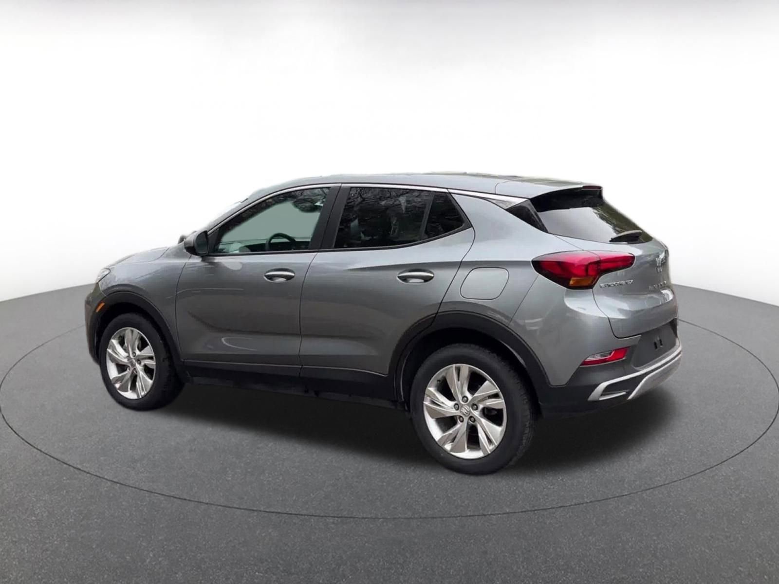 Used 2025 Buick Encore GX Preferred FWD image 10