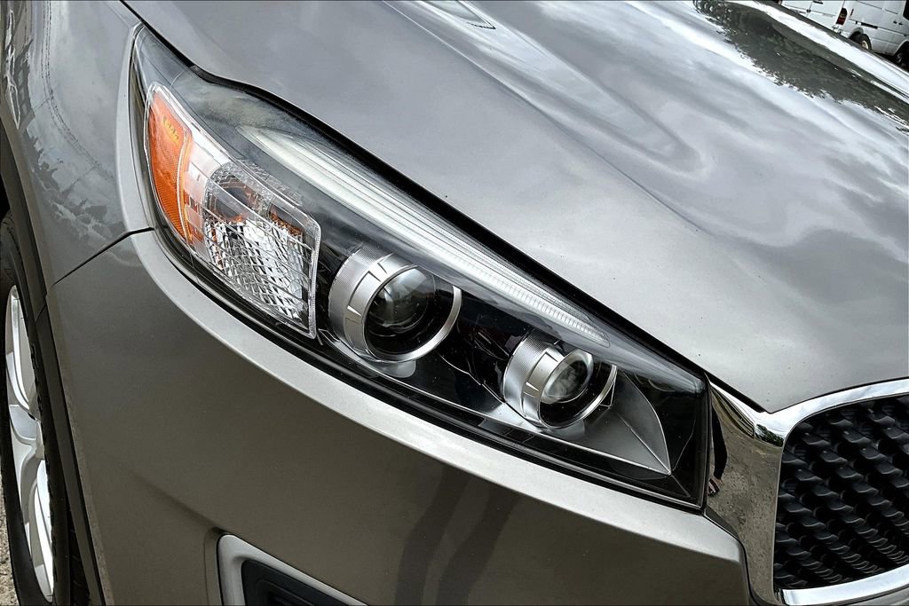 Used 2018 Kia Sorento L image 27