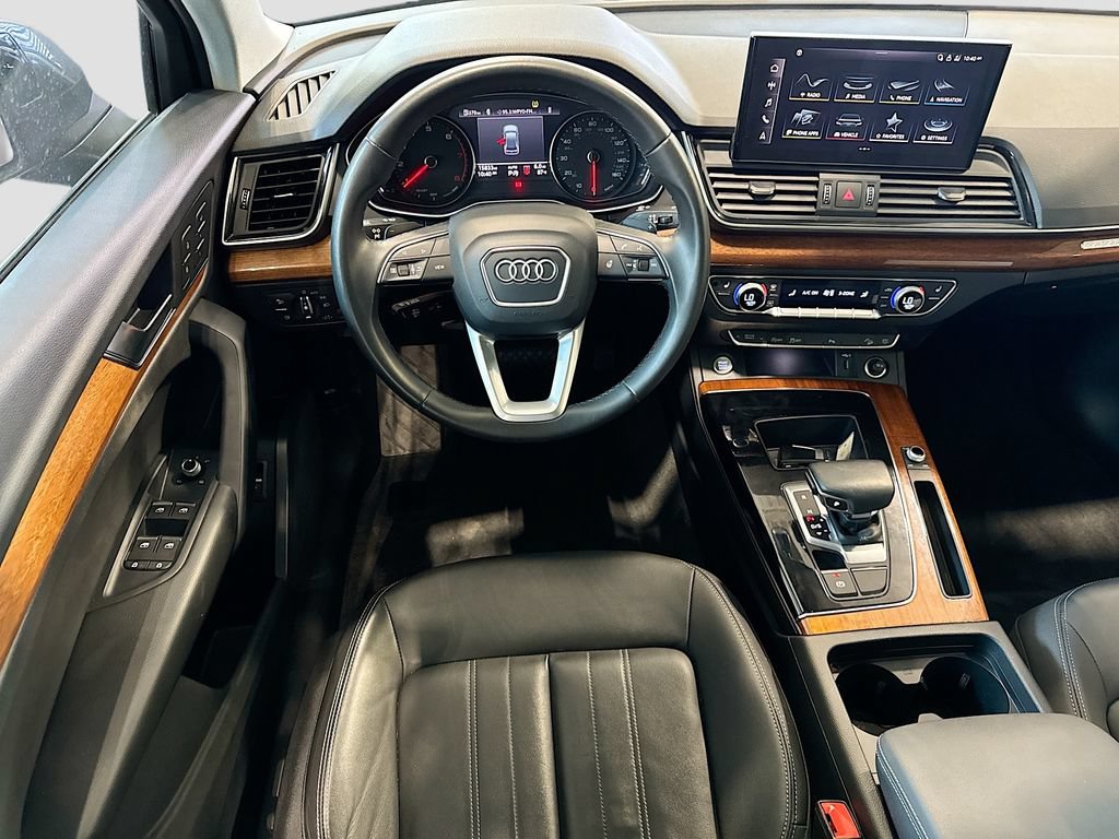 Used 2023 Audi Q5 2.0T Premium w/ Convenience Package AWD/4WD image 24