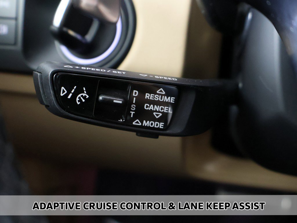 Used 2022 Porsche Cayenne GTS image 6