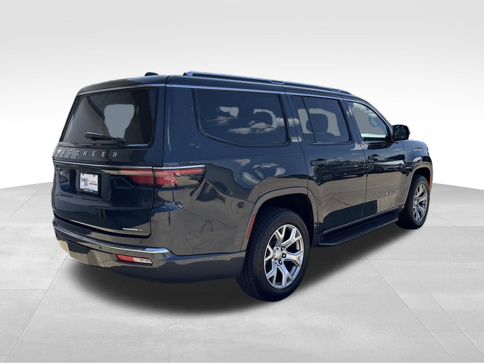 Used 2022 Jeep Wagoneer Series I w/ Premium Group I image 5