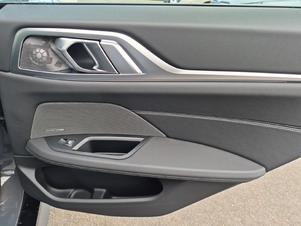 New 2026 BMW i4 eDrive40 w/ M Sport Package RWD image 18