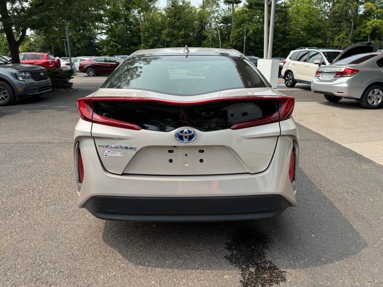 Used 2018 Toyota Prius Prime Premium FWD image 4