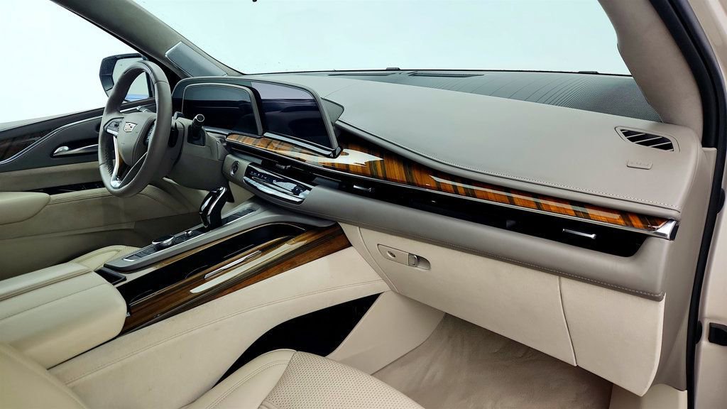 Used 2021 Cadillac Escalade Sport Platinum image 29