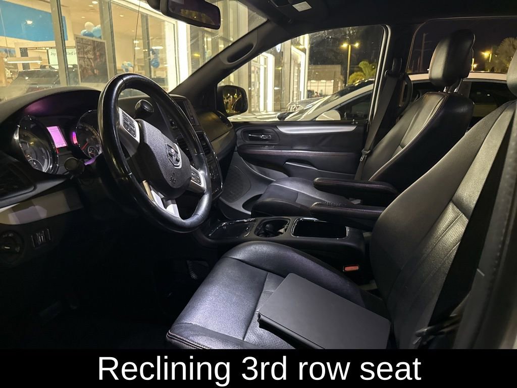 Used 2018 Dodge Grand Caravan GT image 27