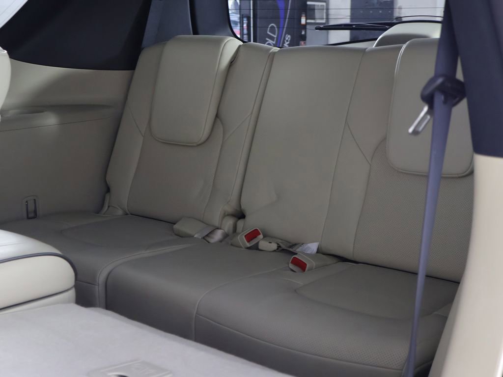 Used 2024 INFINITI QX80 Sensory w/ Cargo Package image 39
