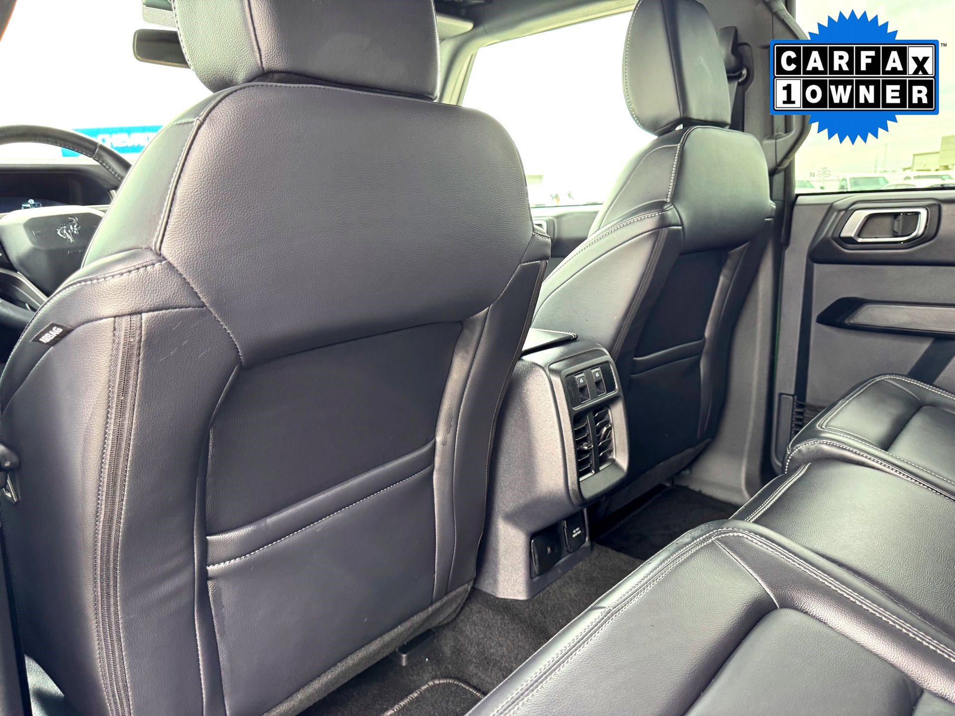 Used 2025 Ford Bronco Outer Banks image 20