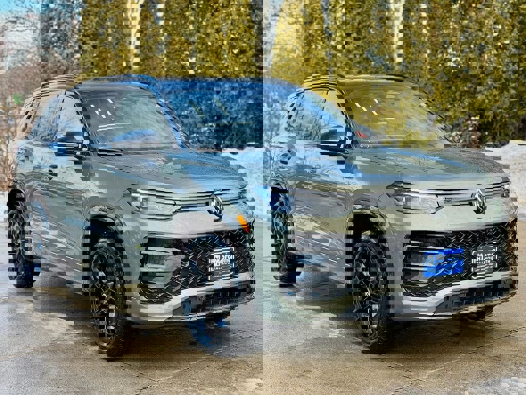 New 2026 Volkswagen Tiguan SE R-Line