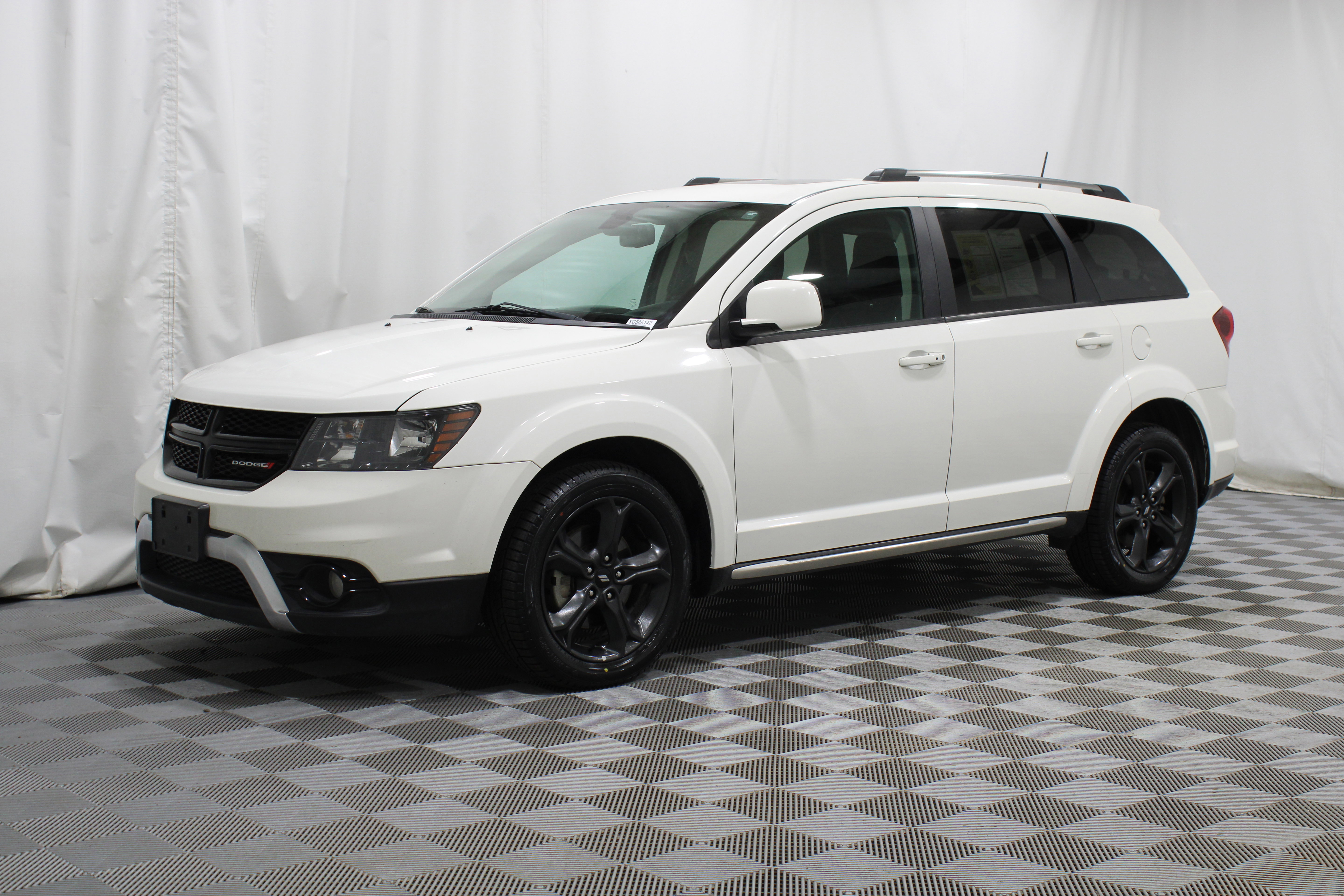 Used 2020 Dodge Journey Crossroad image 34