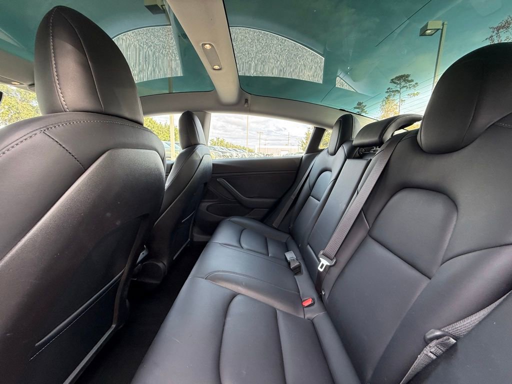 Used 2018 Tesla Model 3 Long Range image 15