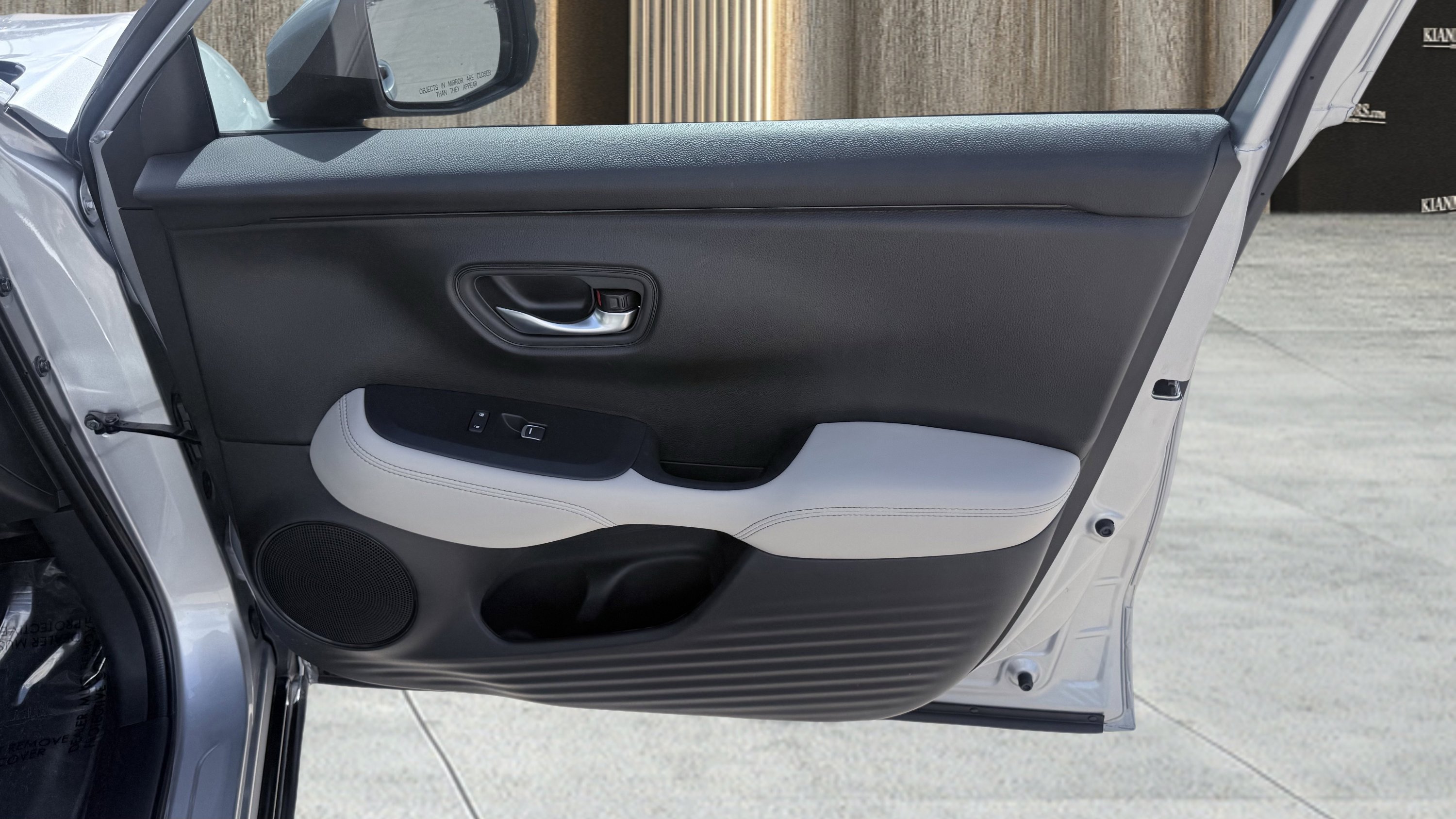 Used 2026 Honda HR-V EX-L image 46