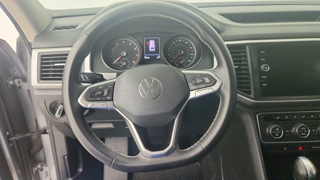 Used 2021 Volkswagen Atlas SE image 19