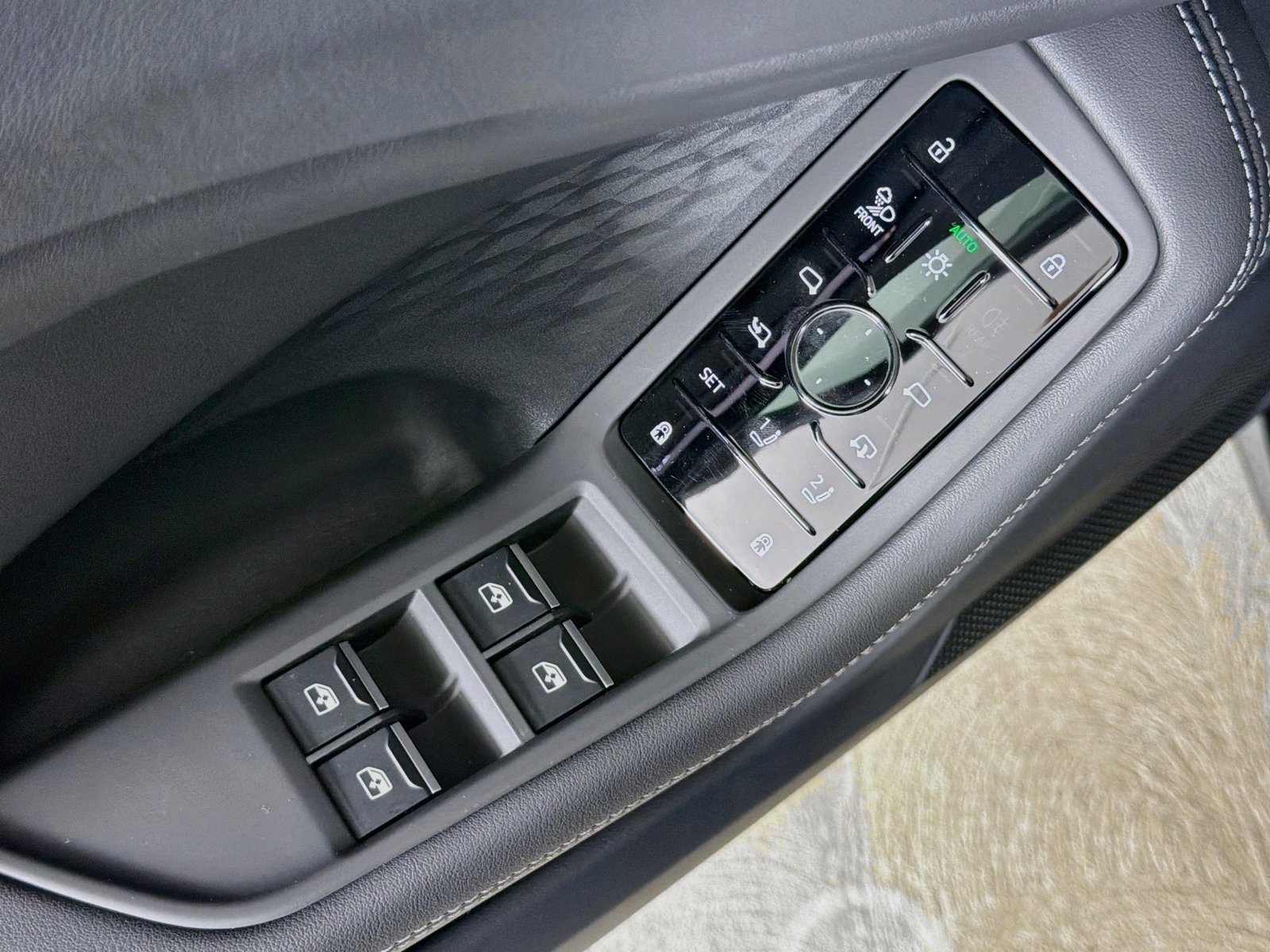 New 2026 Audi A6 Premium Plus AWD/4WD image 17
