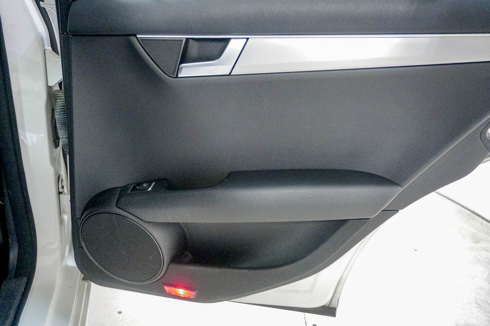 Used 2014 Mercedes-Benz C 300 4MATIC Sedan image 30