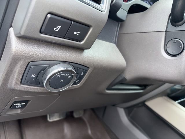 Used 2021 Ford Expedition XLT image 27